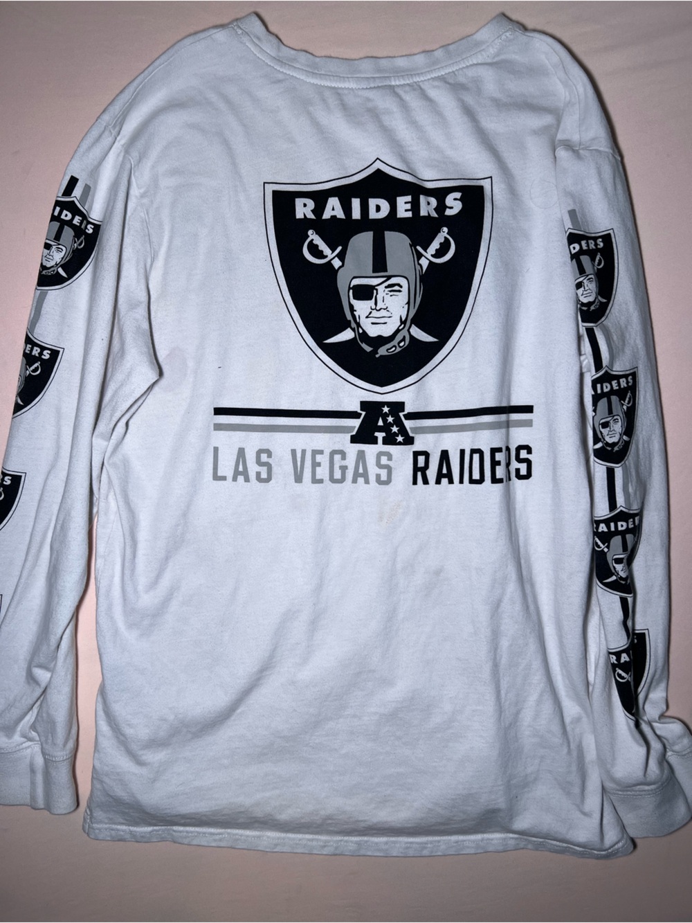 Riders by Lee White Raiders Long-Sleeve Graphic Tee - Picture 5 of 5